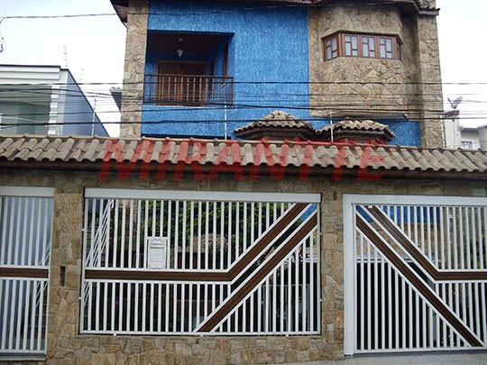Sobrado de 300m² com 3 quartos em Tucuruvi