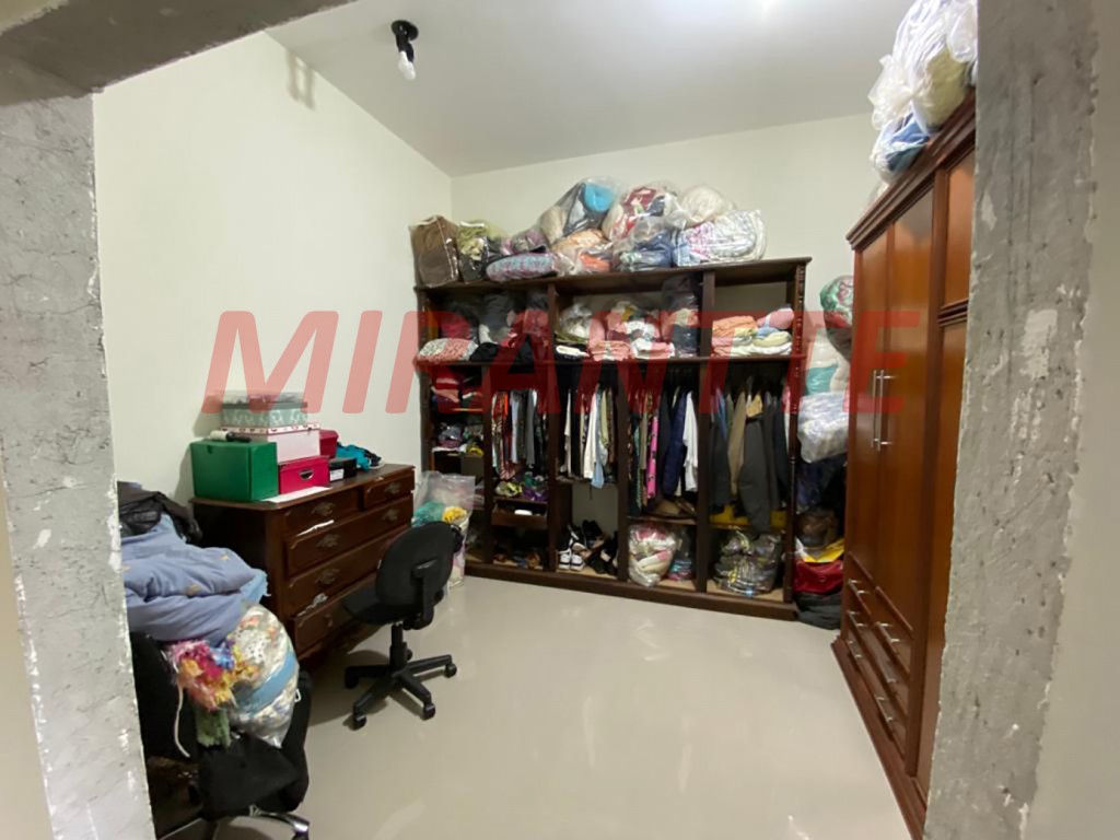 Sobrado de 750m² com 5 quartos em Serra Da Cantareira
