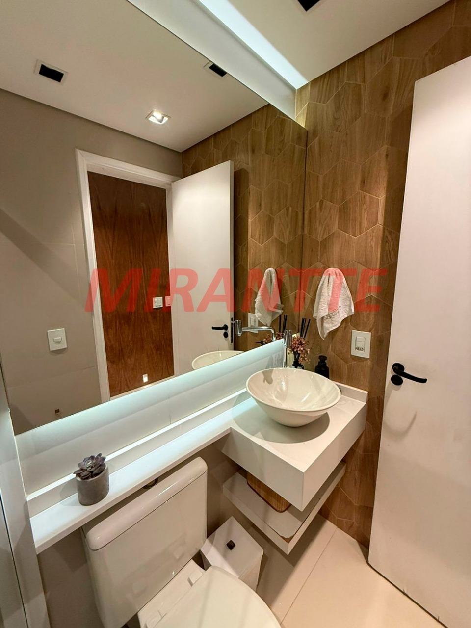 Apartamento de 65m² com 2 quartos em Mandaqui