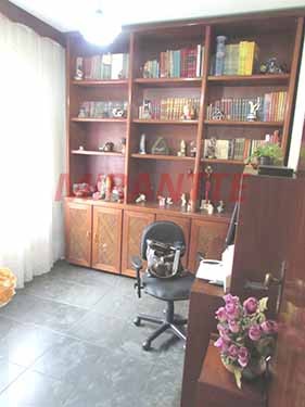 Sobrado de 352m² com 4 quartos em Jardim Brasil