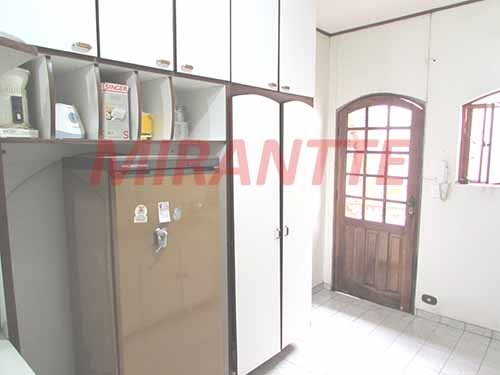 Sobrado de 352m² com 4 quartos em Jardim Brasil
