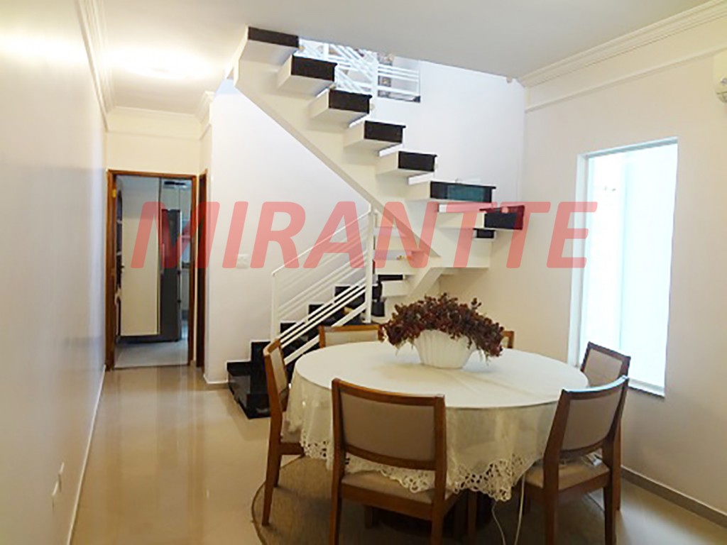 Sobrado de 200m² com 3 quartos em Parada Inglesa