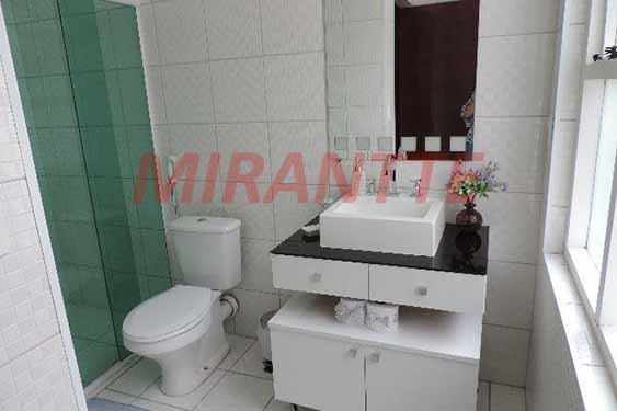 Cond. fechado de 800m² com 4 quartos em Alphaville