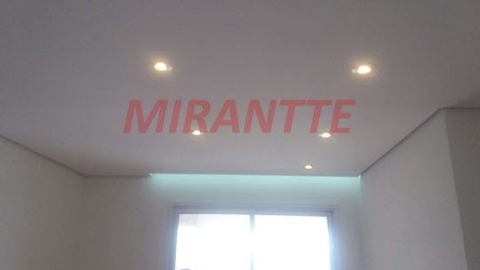 Apartamento de 65m² com 2 quartos em Santana