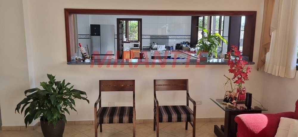Cond. fechado de 480m² com 6 quartos em Centro – Mairiporã