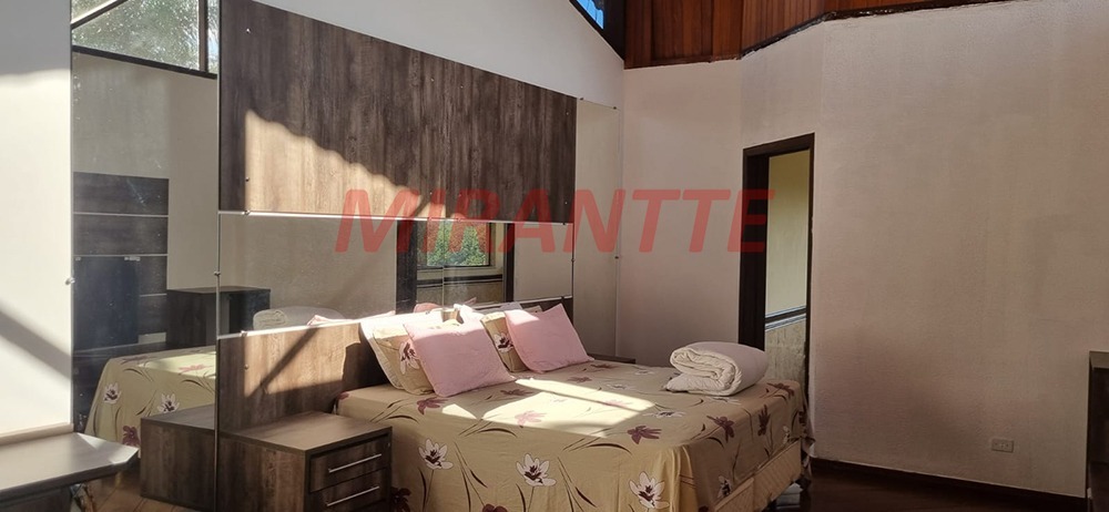 Cond. fechado de 480m² com 6 quartos em Centro – Mairiporã