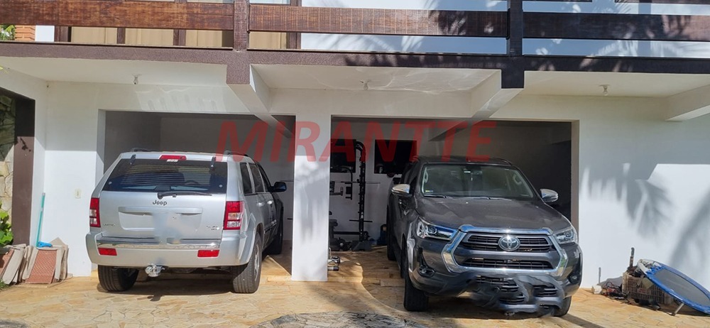 Cond. fechado de 480m² com 6 quartos em Centro – Mairiporã