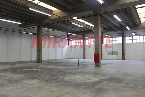 Galpao de 2602m² em Lapa