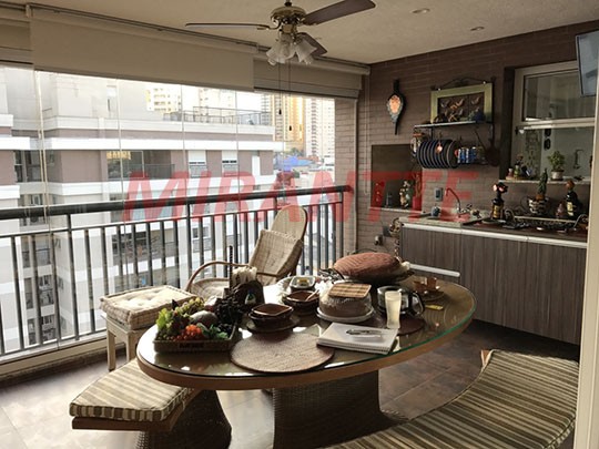Cobertura de 294m² com 4 quartos em Santana