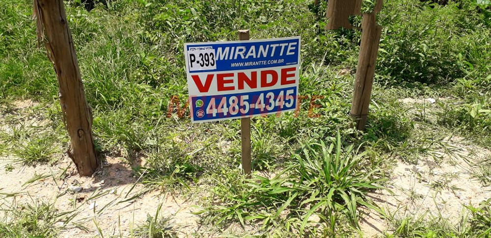 Terreno de 1732m² em Serra da Cantareira