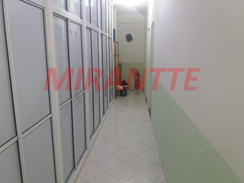 Comercial de 600m² em Quarta Parada