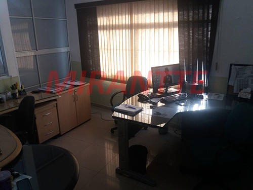 Comercial de 600m² em Quarta Parada