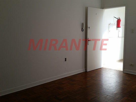 Comercial de 800m² em Santana