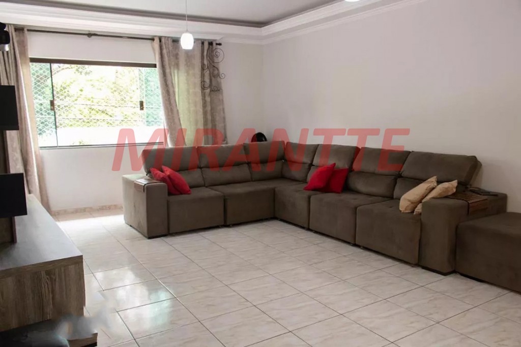 Sobrado de 150m² com 3 quartos em Imirim