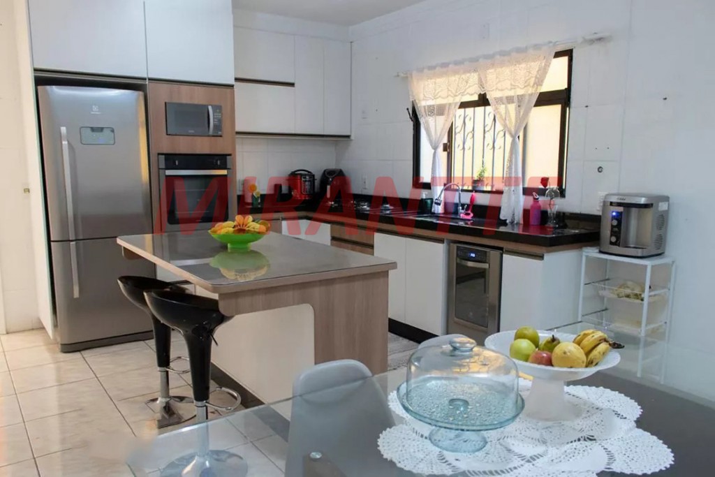 Sobrado de 150m² com 3 quartos em Imirim