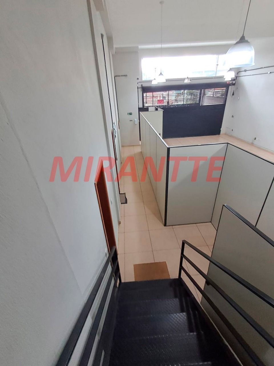 Comercial de 140m² em Água Fria