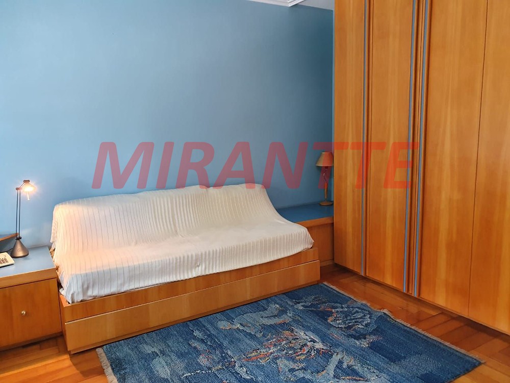 Sobrado de 577m² com 5 quartos em Jardim São Bento