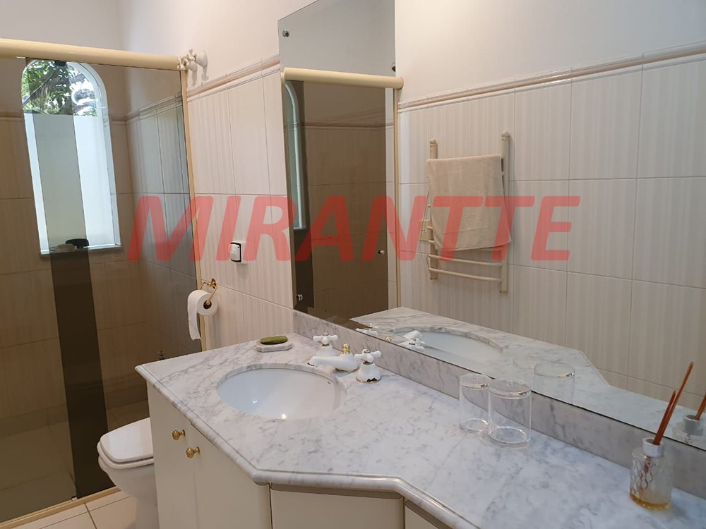 Sobrado de 577m² com 5 quartos em Jardim São Bento
