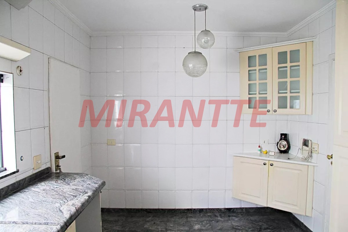 Casa terrea de 254m² com 3 quartos em Vila Rosália