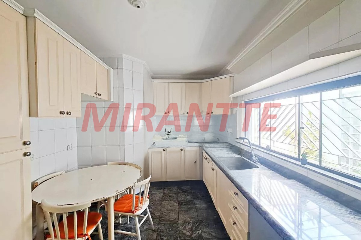Casa terrea de 254m² com 3 quartos em Vila Rosália
