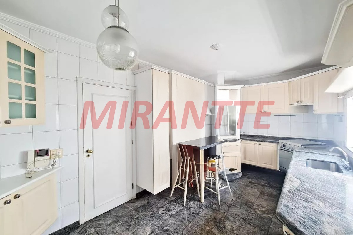 Casa terrea de 254m² com 3 quartos em Vila Rosália