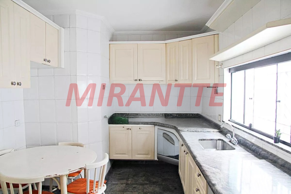 Casa terrea de 254m² com 3 quartos em Vila Rosália