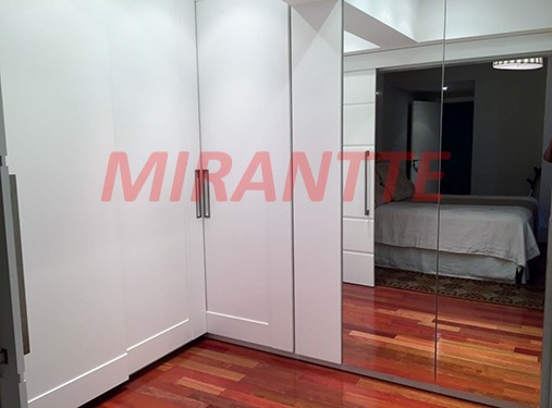 Apartamento de 273m² com 4 quartos em Moema