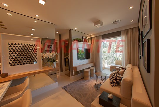 Apartamento de 48m² com 2 quartos em Jardim Cidade Pirituba