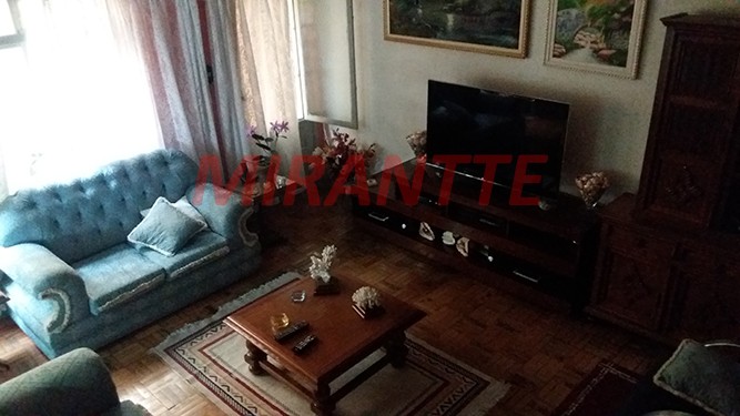 Sobrado de 305m² com 4 quartos em Vila Guilherme