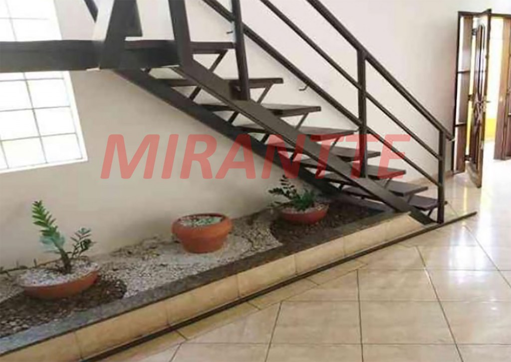 Sobrado de 160m² com 4 quartos em Casa Verde