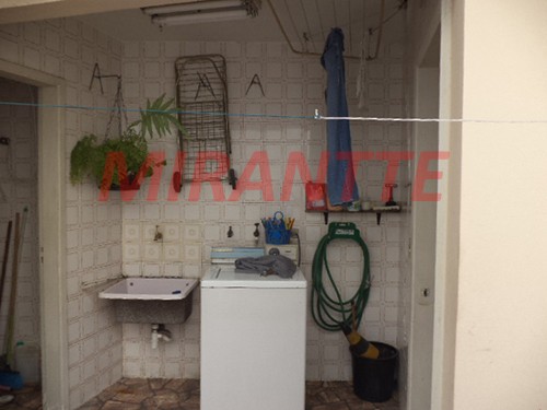 Sobrado de 120m² com 3 quartos em Vila Dalva