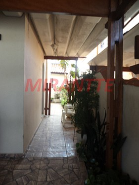 Sobrado de 120m² com 3 quartos em Vila Dalva