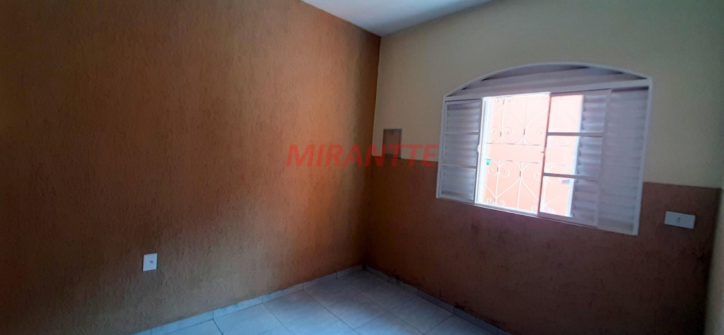 Sobrado de 220m² com 3 quartos em Vila Mazzei