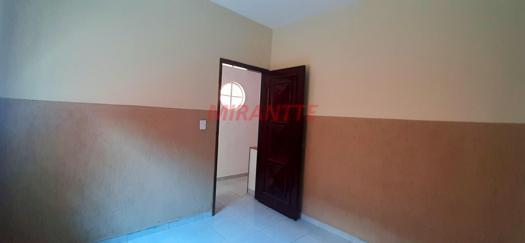 Sobrado de 220m² com 3 quartos em Vila Mazzei
