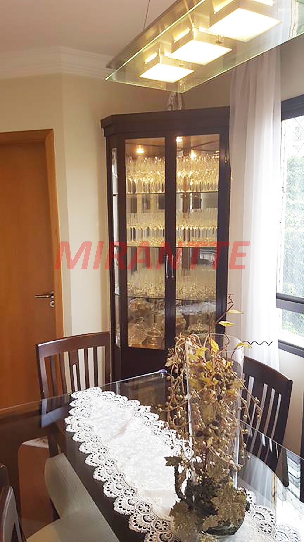 Apartamento de 193m² com 3 quartos em Santana