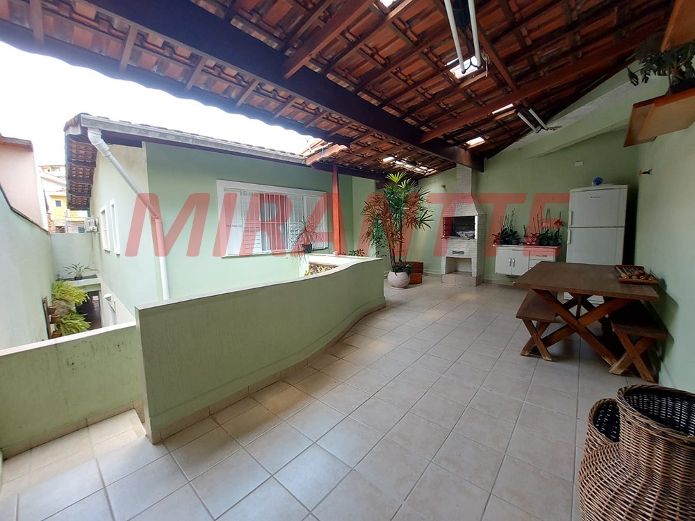 Sobrado de 260m² com 3 quartos em Imirim