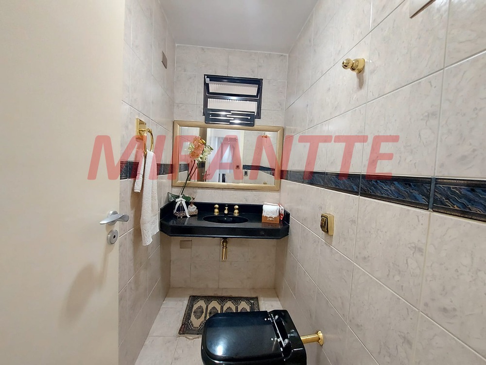 Sobrado de 260m² com 3 quartos em Imirim