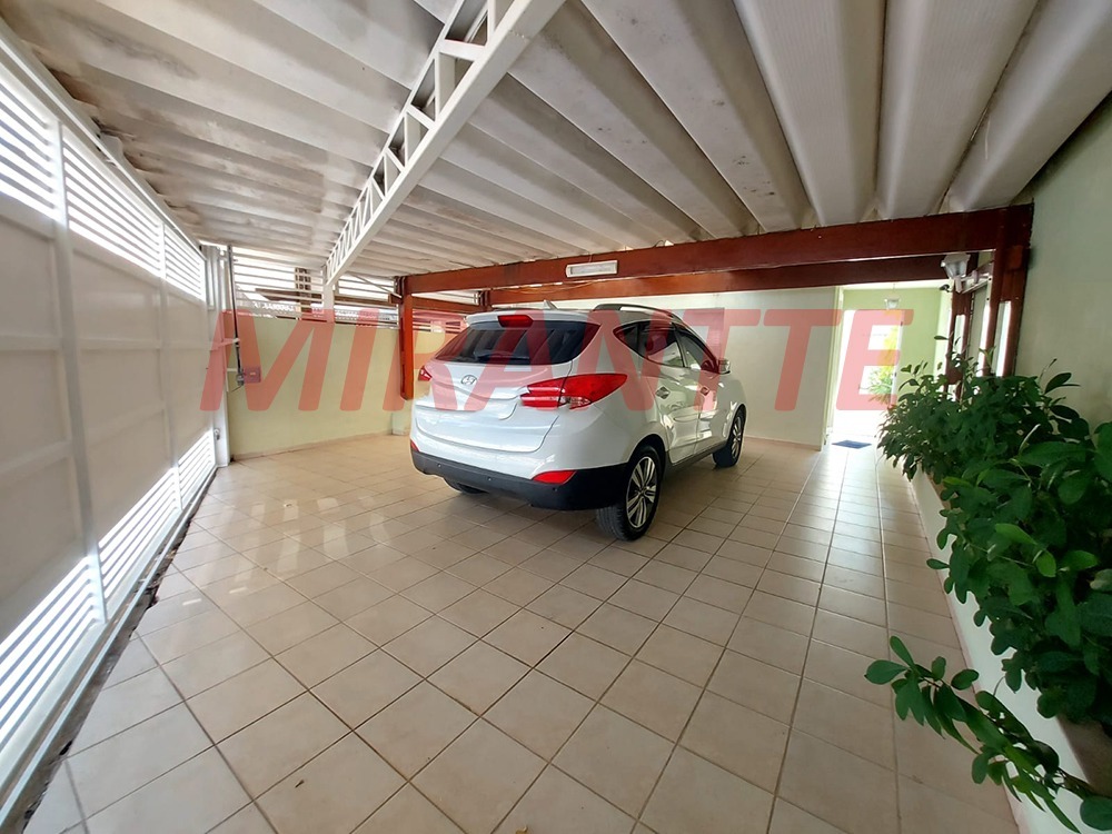 Sobrado de 260m² com 3 quartos em Imirim