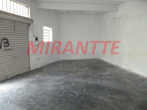 Comercial de 300m² em Casa Verde