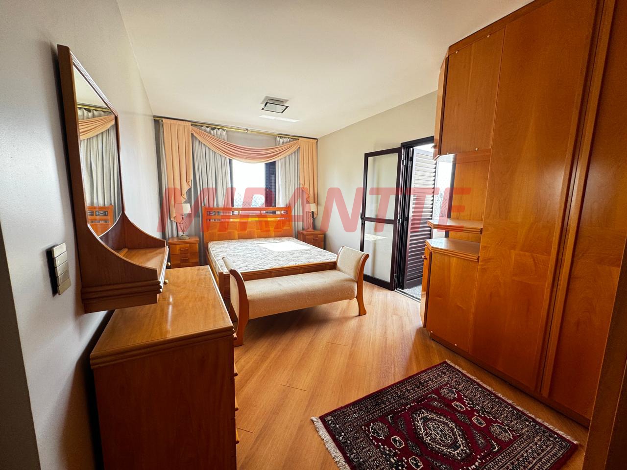 Apartamento de 156m² com 3 quartos em Santana