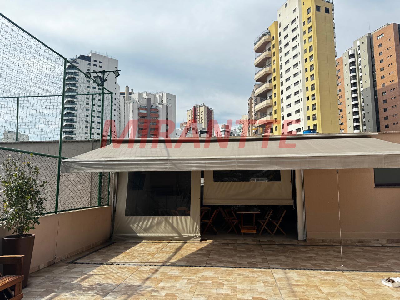 Apartamento de 156m² com 3 quartos em Santana