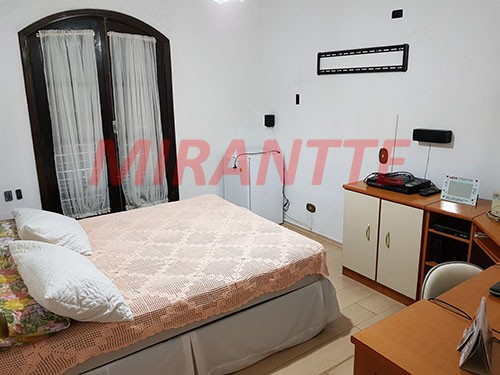 Sobrado de 180m² com 3 quartos em Pedra Branca