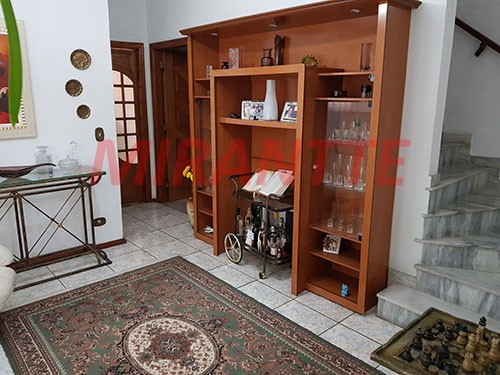 Sobrado de 180m² com 3 quartos em Pedra Branca