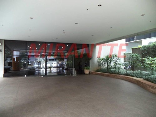 Comercial de 319m² em Brooklin