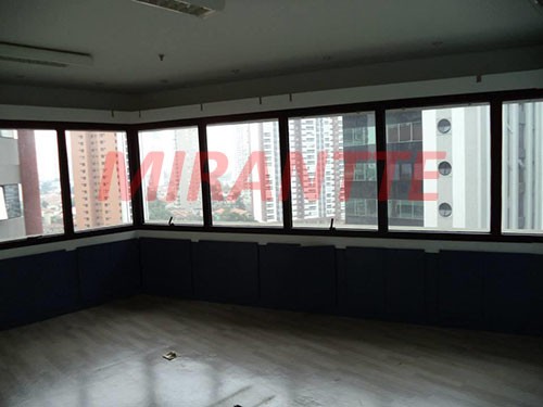 Comercial de 319m² em Brooklin