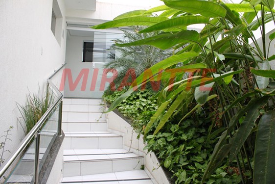Comercial de 288m² em Indianópolis
