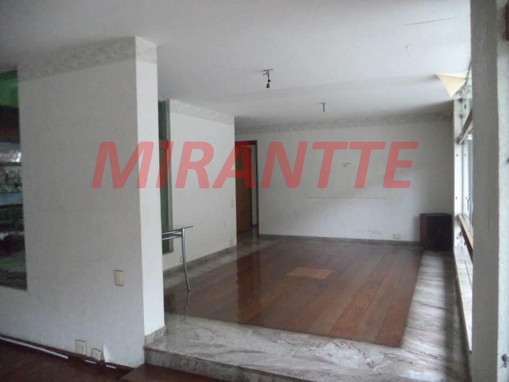 Sobrado de 793m² com 4 quartos em Interlagos