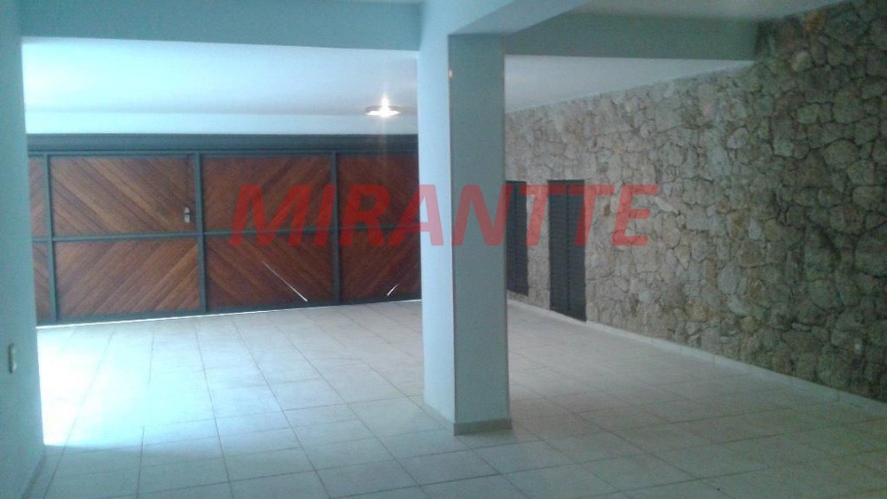 Sobrado de 793m² com 4 quartos em Interlagos