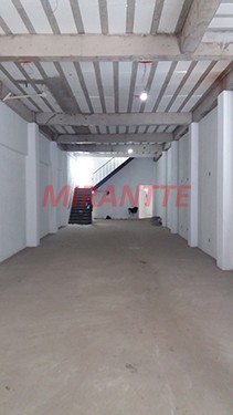 Comercial de 384m² em Santa Efigenia