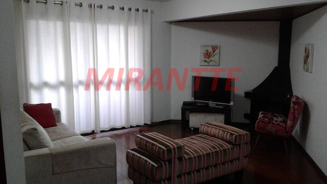 Apartamento de 140m² com 4 quartos em Santana